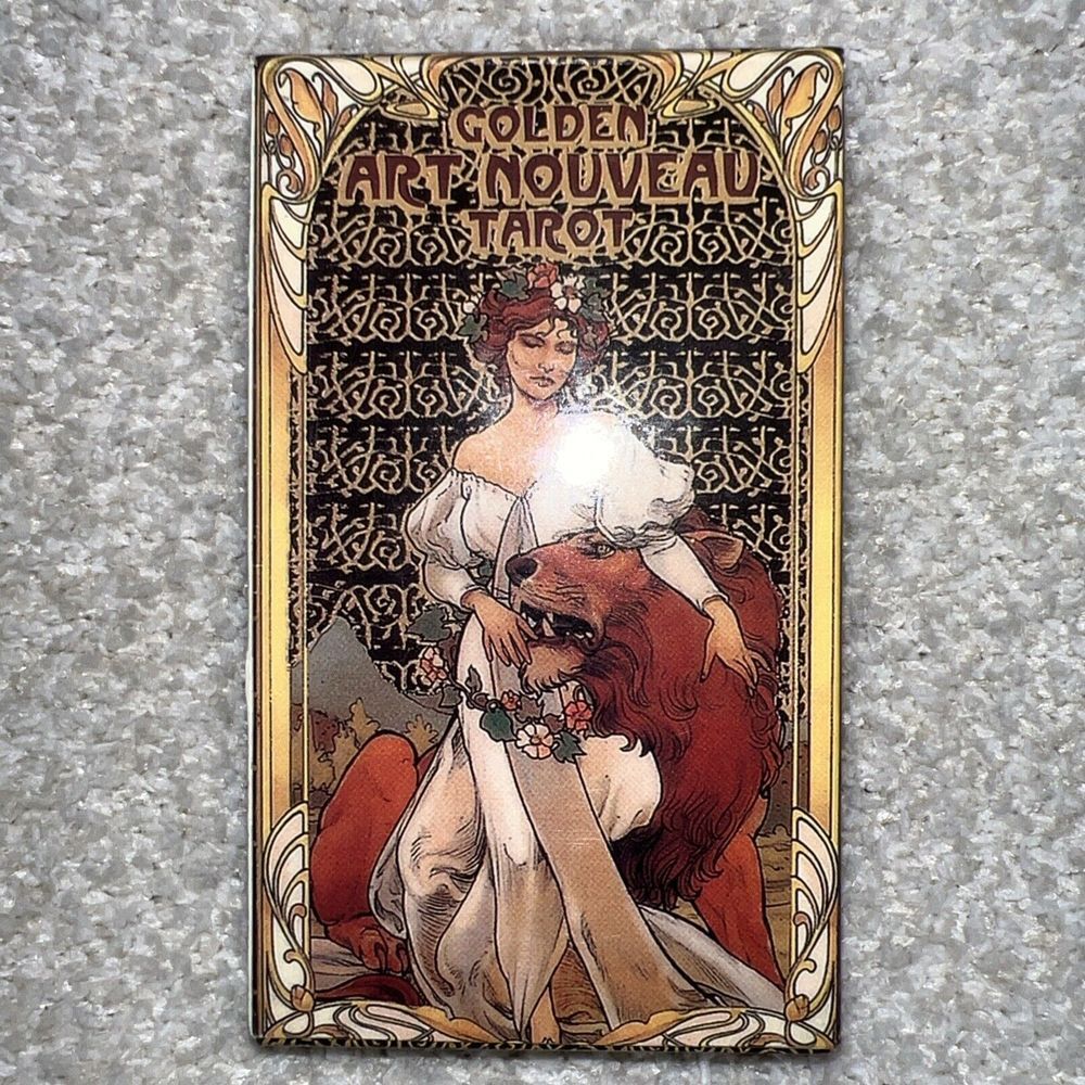 Golden Art Nouveau‎ Tarot by Massaglia, Giulia F. [Cards]